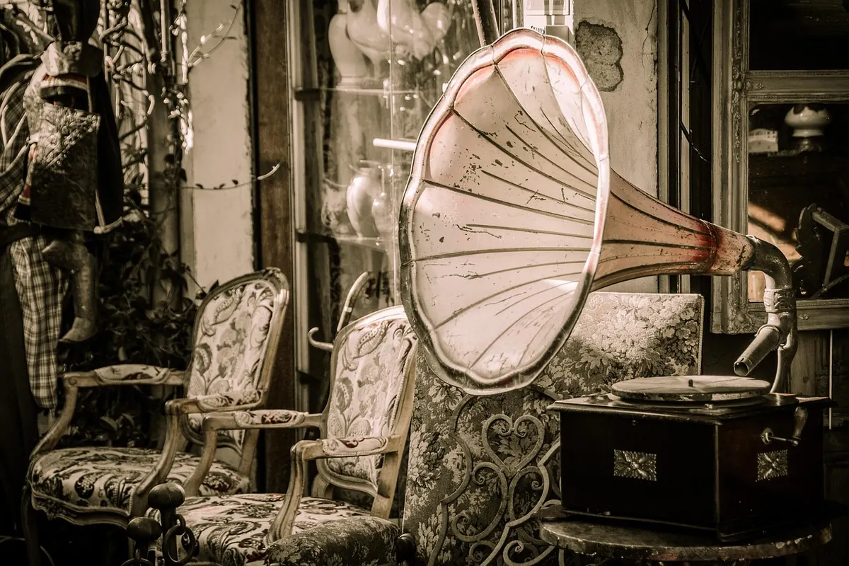 How to Trace Your Family Crest Through UK Parish Records and Archives